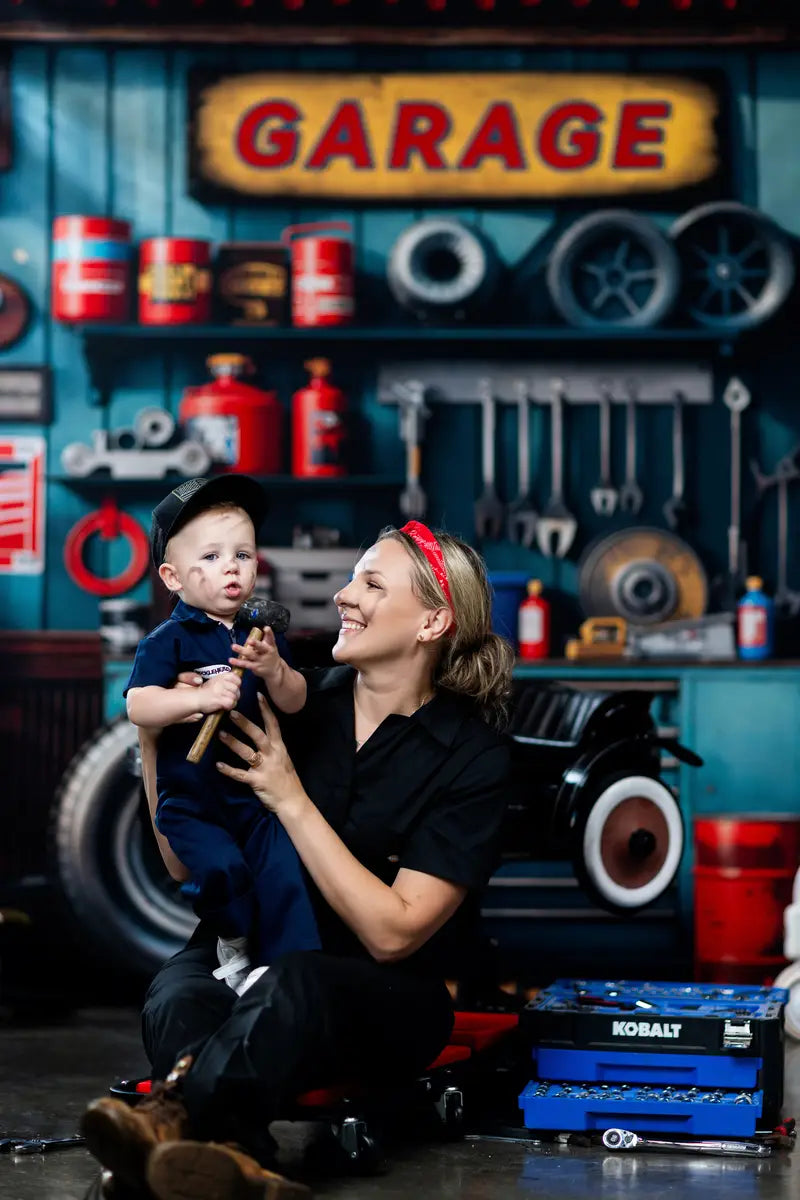 Kate Garage Werkzeughalter-Hintergrund Entworfen von Emetselch