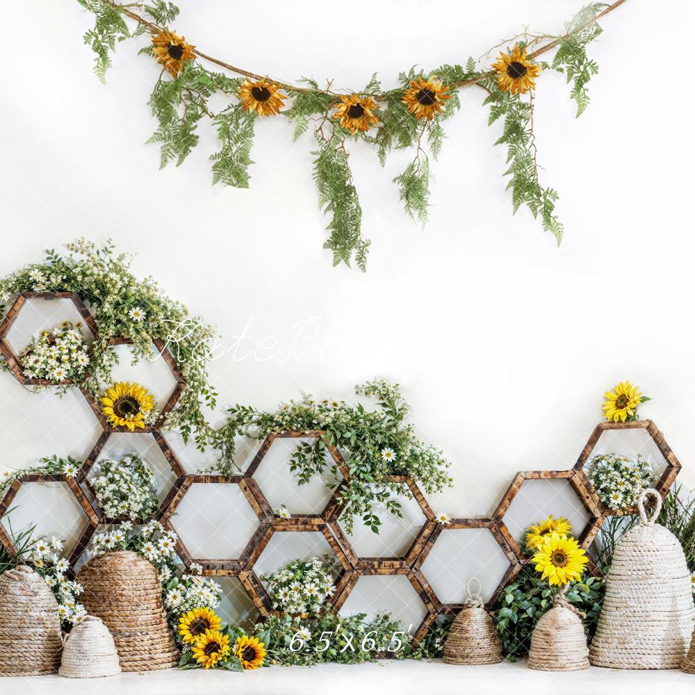 Kate Spring Sonnenblumen-Bienenstock-Hintergrund Entworfen von Emetselch