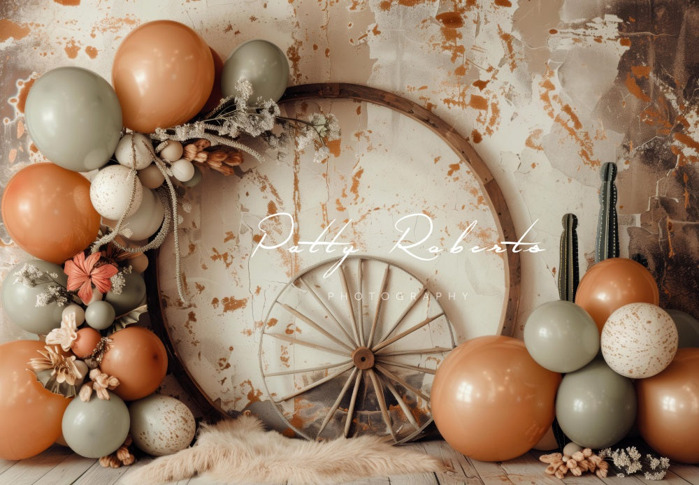 Kate Boho Wild West Bunte Ballon Holzrad kaputte Wand Hintergrund Entworfen von Patty Robert - Kate Backdrop.de