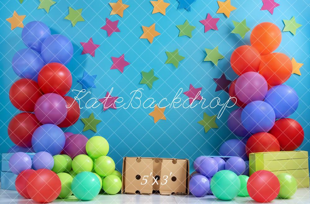 Kate Sommer Geburtstagstorte Smash Bunte Ballon und Stern Blaue Wand Hintergrund Entworfen von Emetselch - Kate Backdrop.de