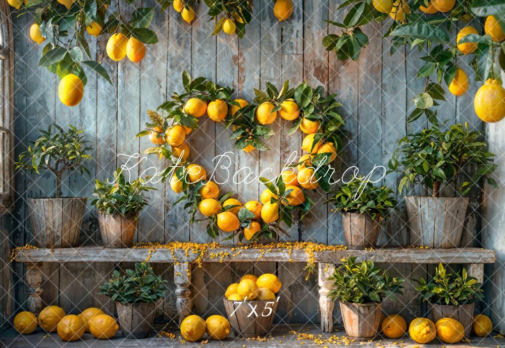 Kate Sommer Gelbe Zitrone Dunkelbraune Holzwand Hintergrund Entworfen von Emetselch - Kate Backdrop.de