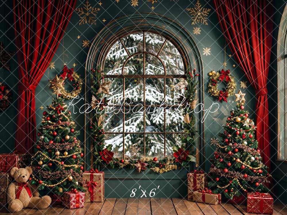 Kate Weihnachten Kranz Teddybär Roter Vorhang Dunkelgrünes Bogenfenster Hintergrund entworfen von Emetselch - Kate Backdrop.de
