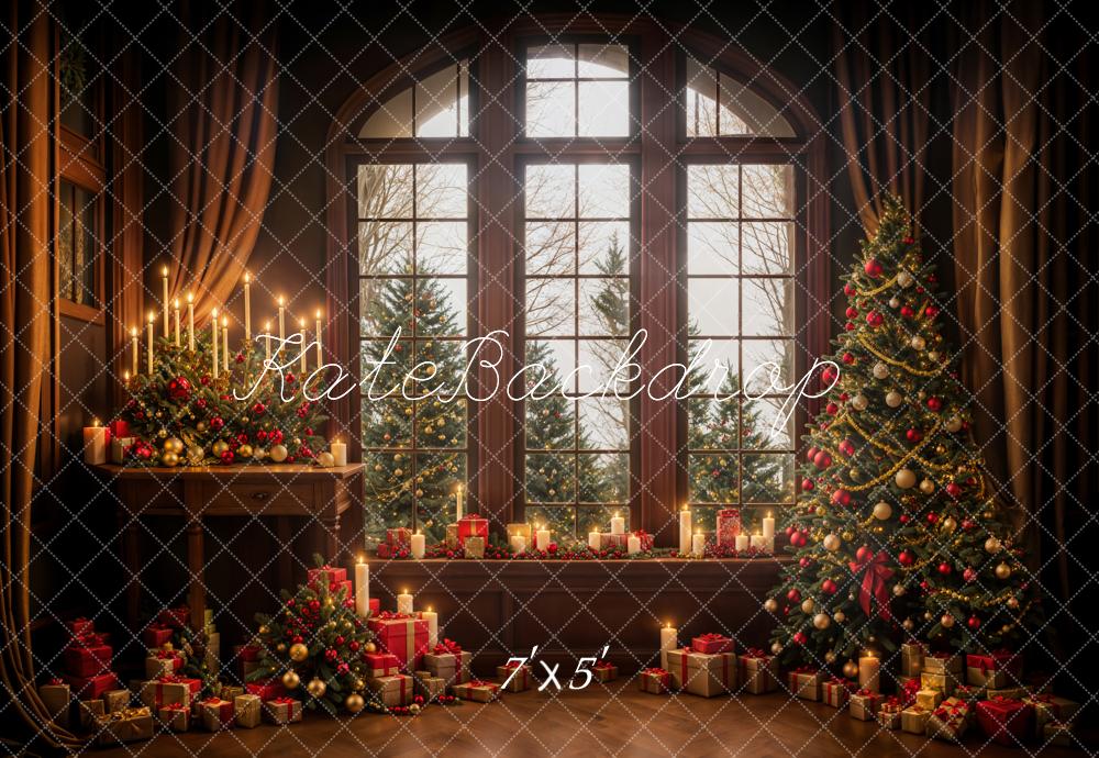 Kate Winter Weihnachten Dunkelbraunes Holz Bogenfenster Hintergrund entworfen von Emetselch