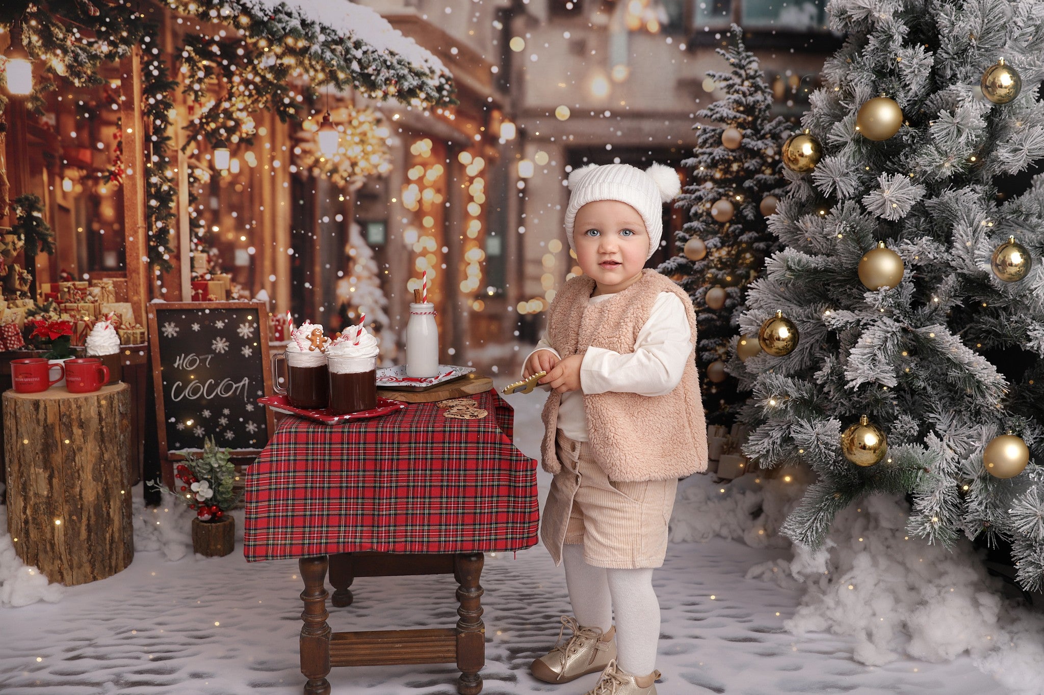 Kate Weihnachtsbaumstraße Heißer Kakao Laden Hintergrund Entworfen von Emetselch - Kate Backdrop.de