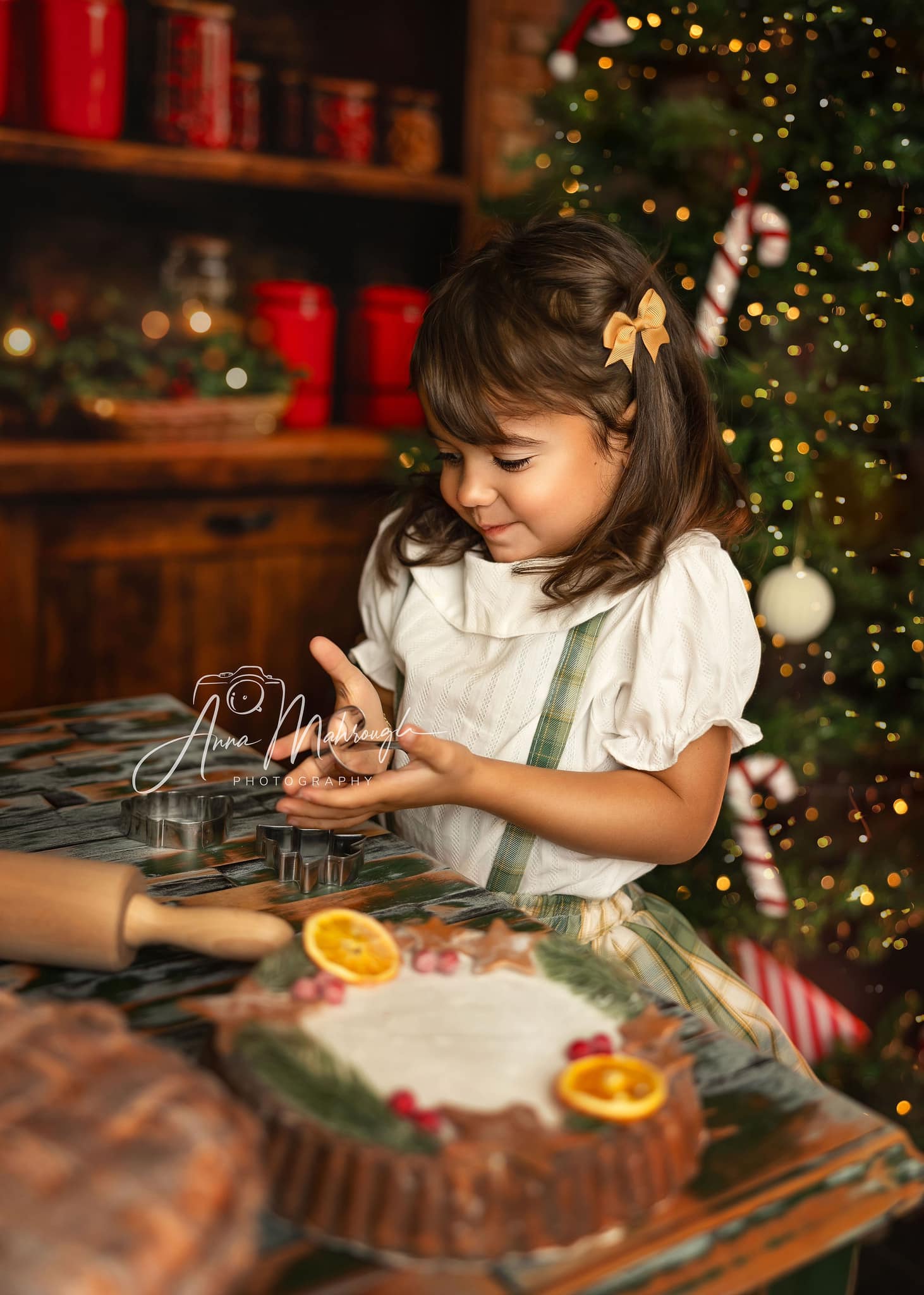 ⚡Blitzangebote #3-Kate Weihnachten Küche Braun Holz Schränke Rot Stocking Hintergrund entworfen - Kate Backdrop.de