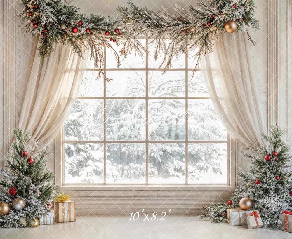 Kate Weihnachten-Baum Fenster Weiße Vorhänge Hintergrund Entworfen von Emetselch