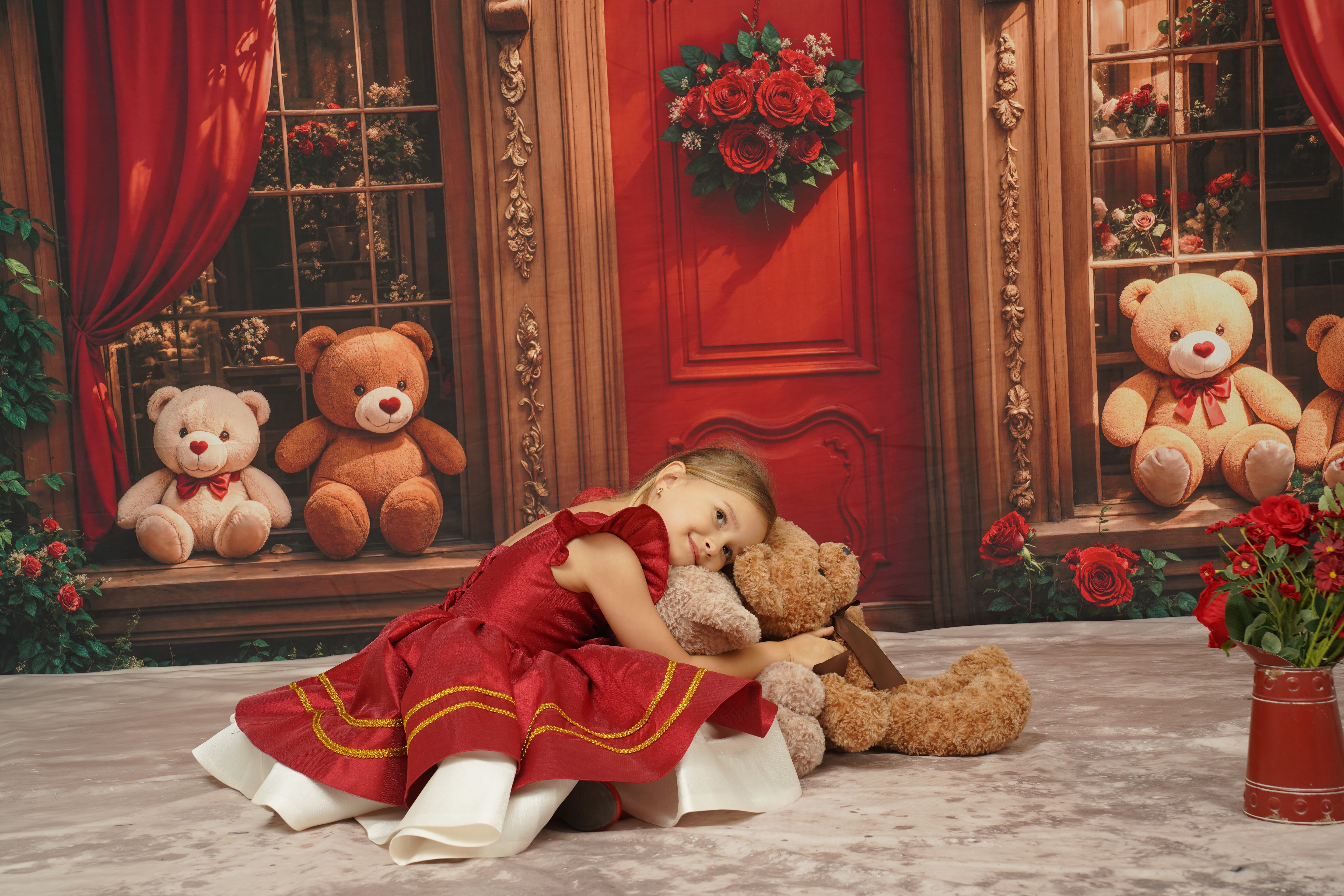 Kate Retro Bogen aus Holz Teddybär Rosen Tür Hintergrund entworfen von Emetselch - Kate Backdrop.de