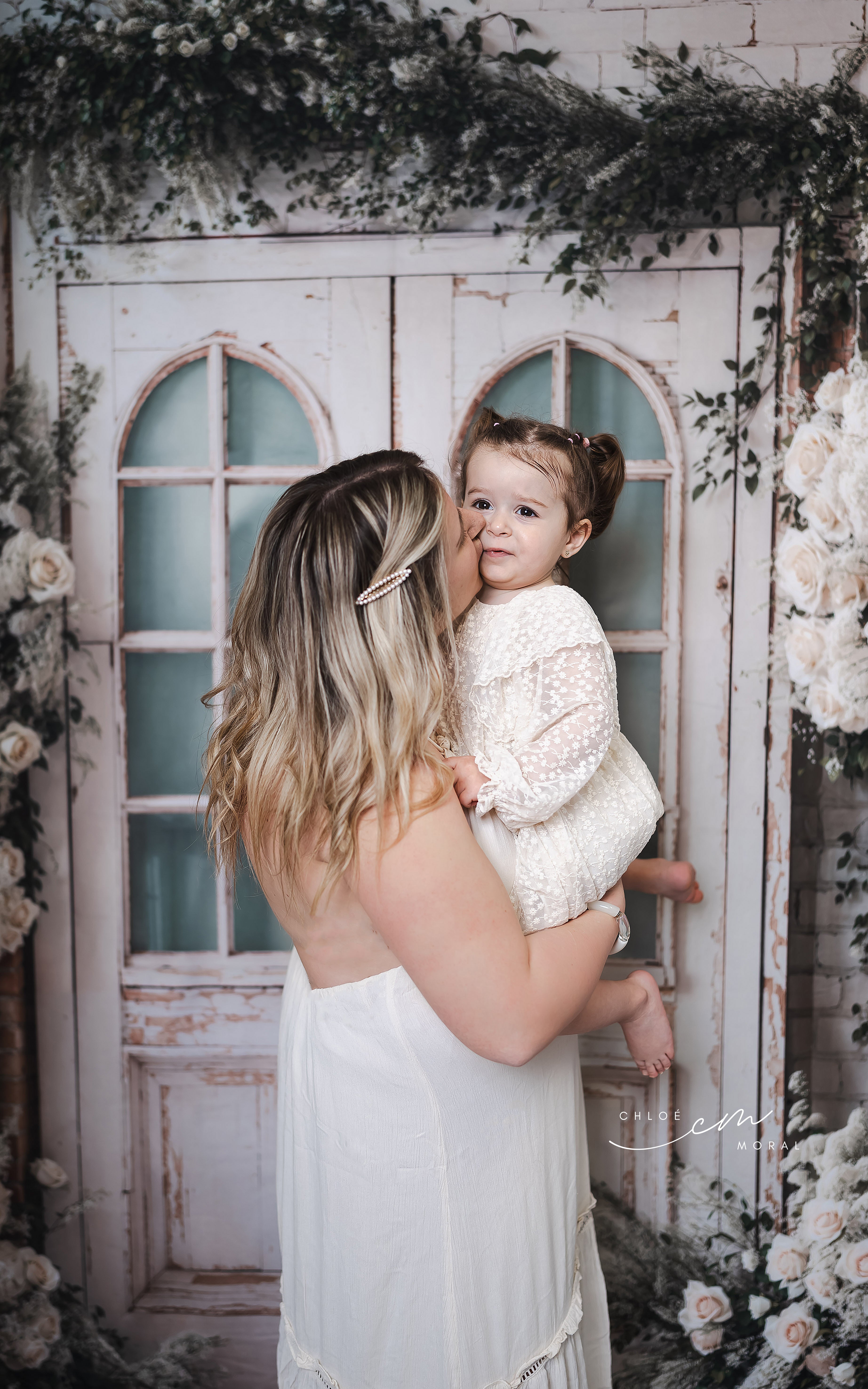 Kate Frühling Hochzeit Floral Tür Hintergrund entworfen von Emetselch