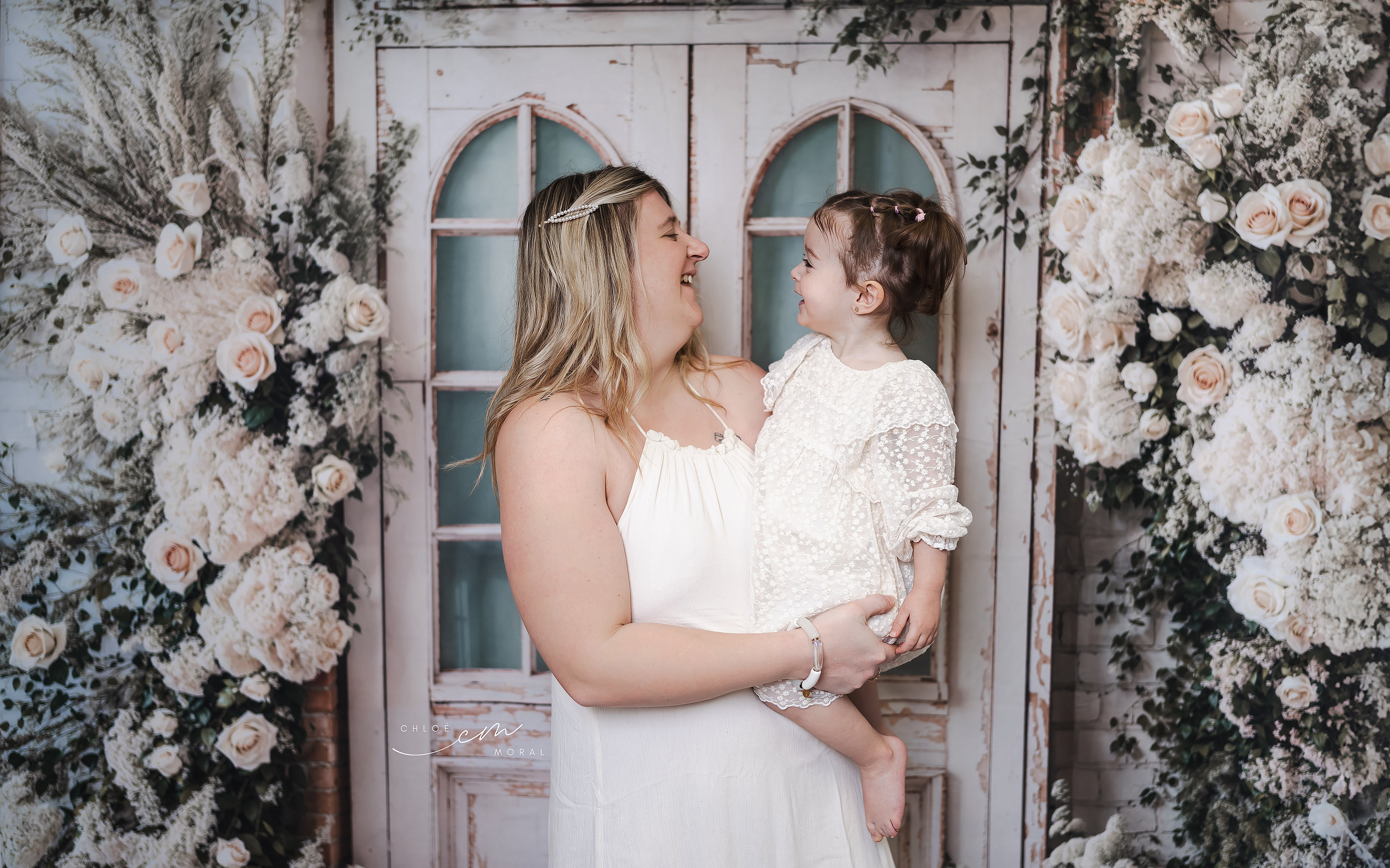 Kate Frühling Hochzeit Floral Tür Hintergrund entworfen von Emetselch