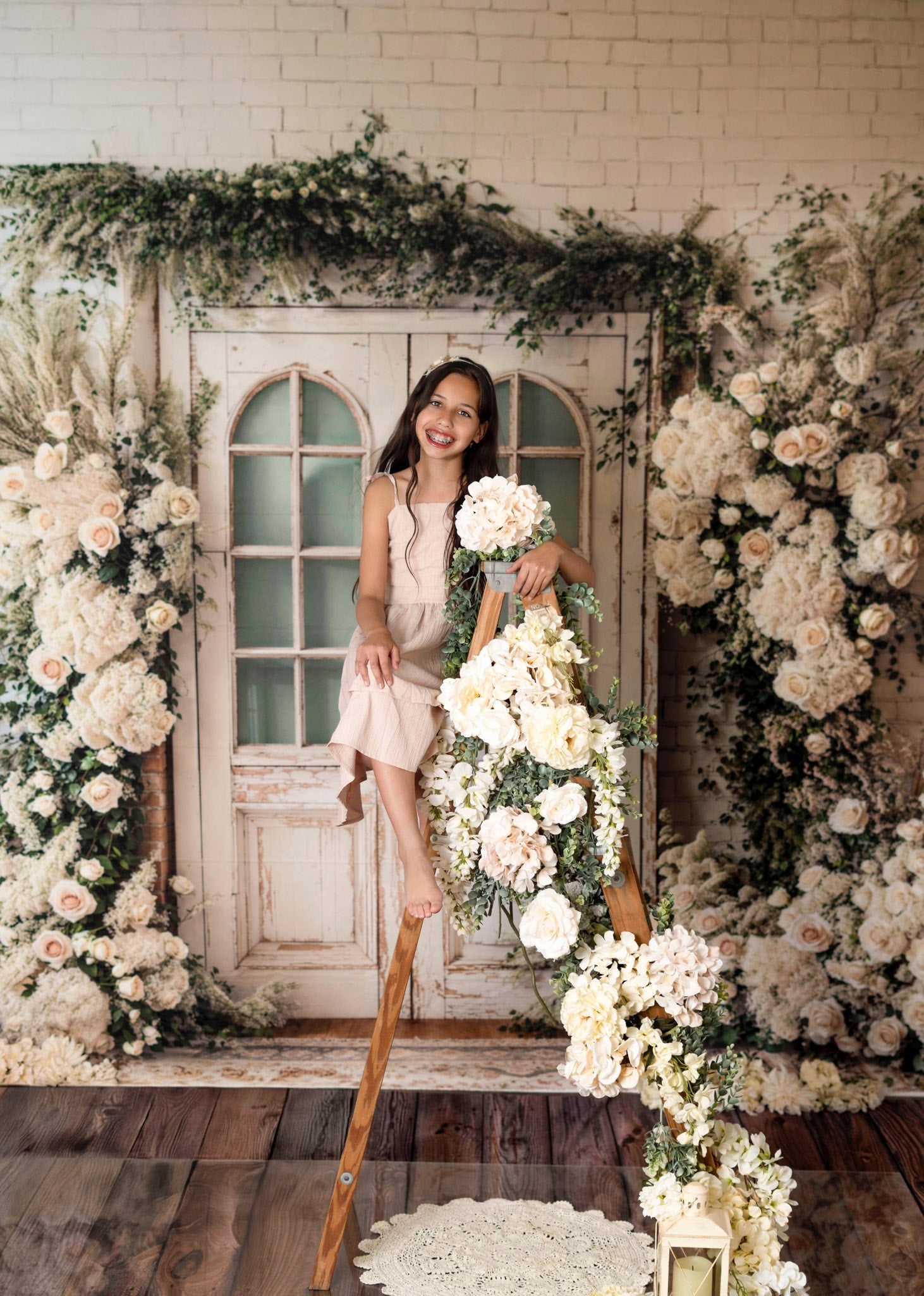 Kate Frühling Hochzeit Floral Tür Hintergrund entworfen von Emetselch