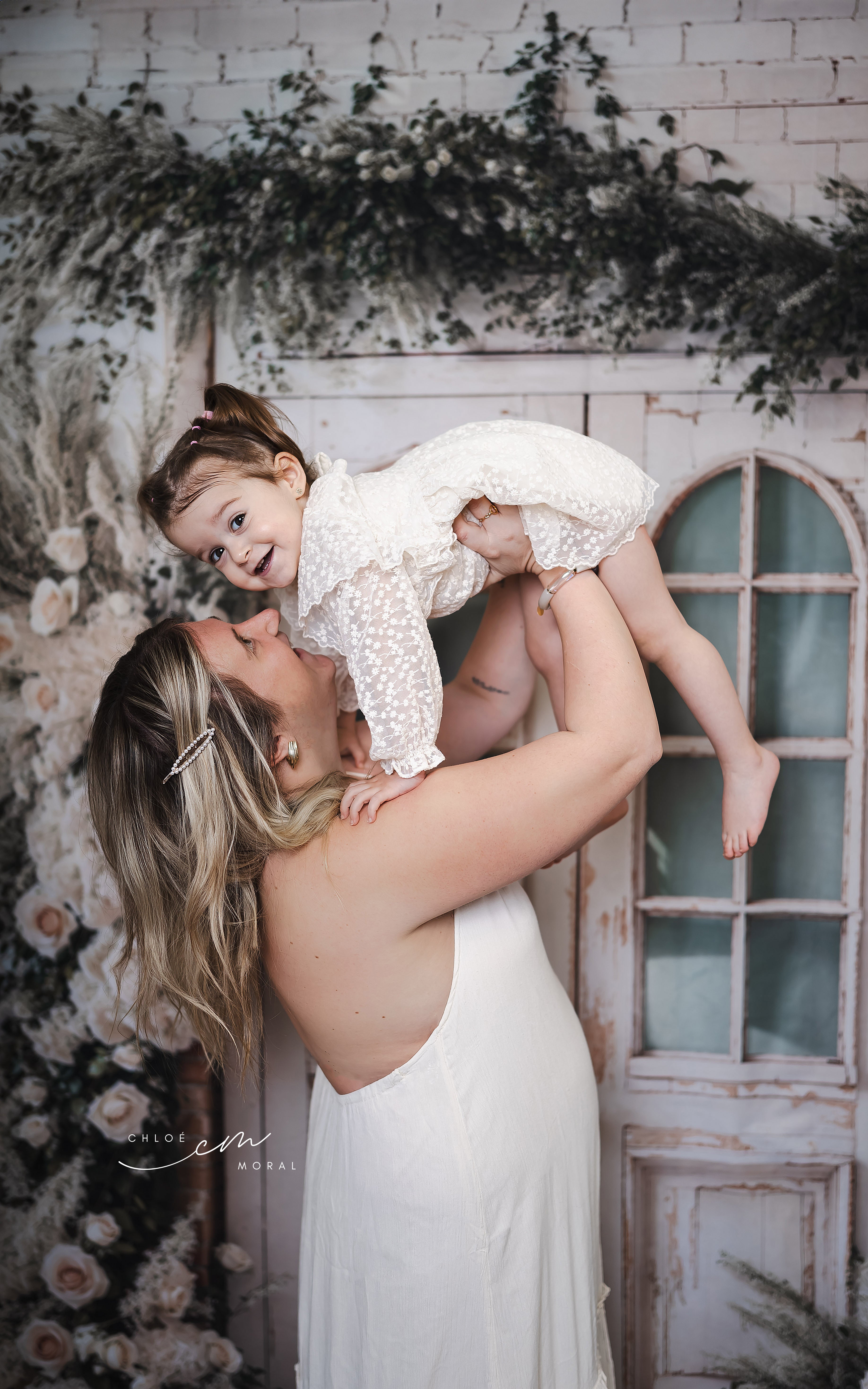 Kate Frühling Hochzeit Floral Tür Hintergrund entworfen von Emetselch