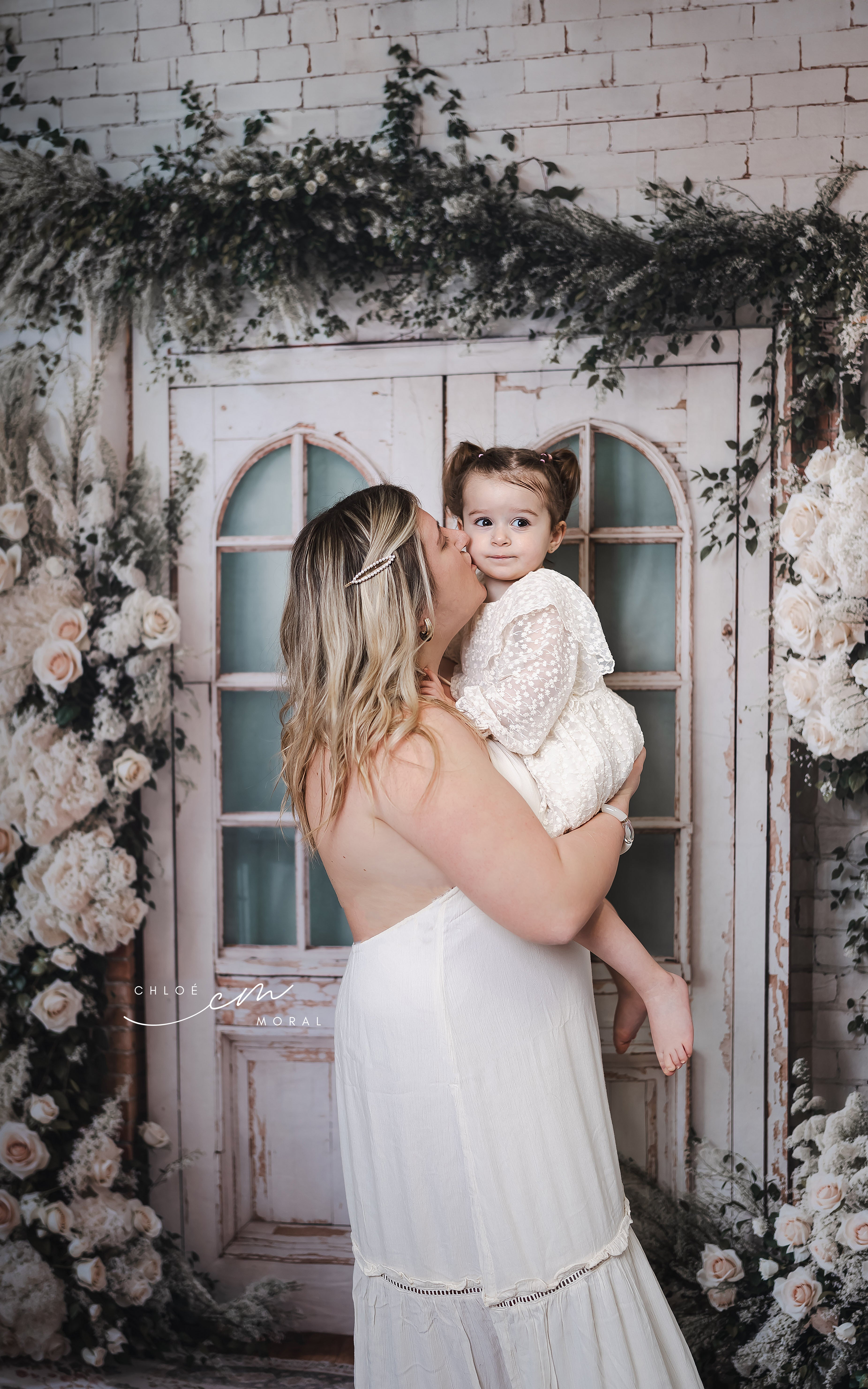 Kate Frühling Hochzeit Floral Tür Hintergrund entworfen von Emetselch