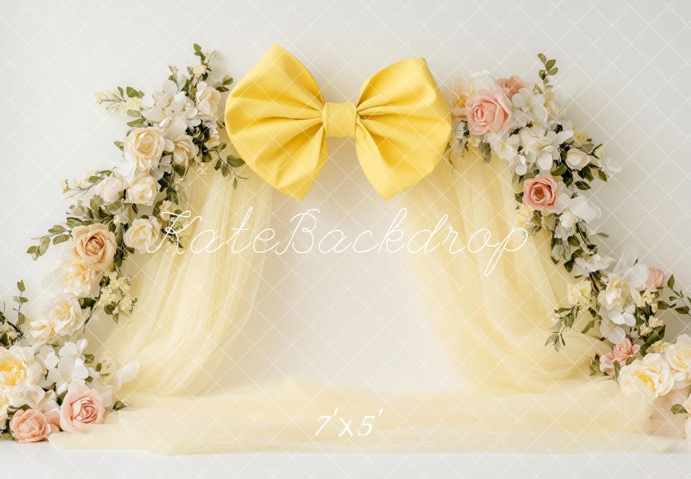 Kate Frühlings Blumen Bogen Gelbe Schleife Hintergrund von Patty Roberts - Kate Backdrop.de