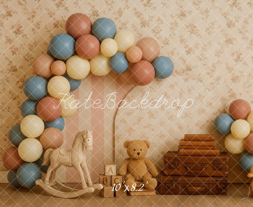 Kate Cake Smash Vintage Teddybär Koffer Luftballon Hintergrund Entworfen von Patty Robert