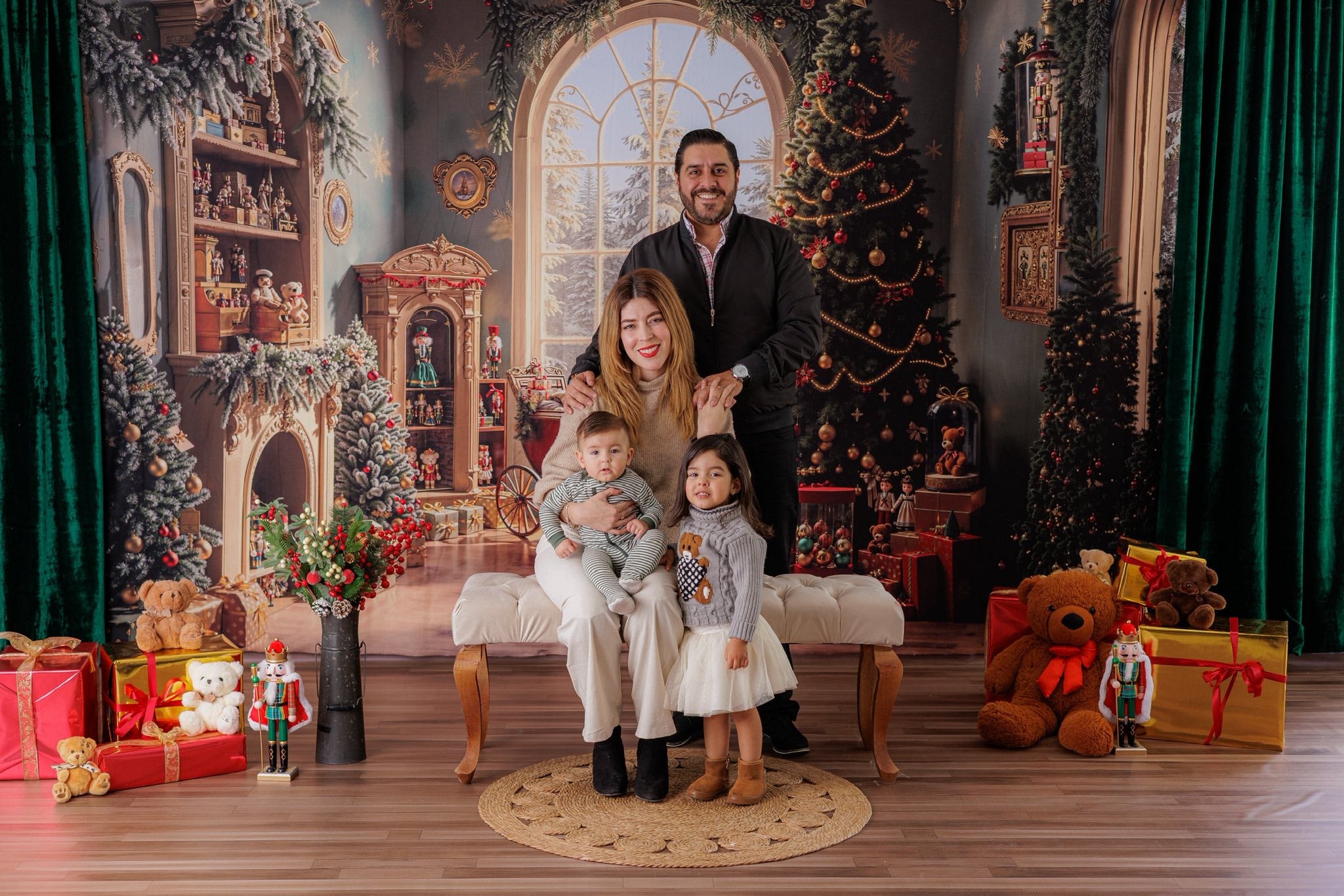 Kate Weihnachten Wohnzimmer Weihnachtsbaum Geschenke Hintergrund Entworfen von Emetselch