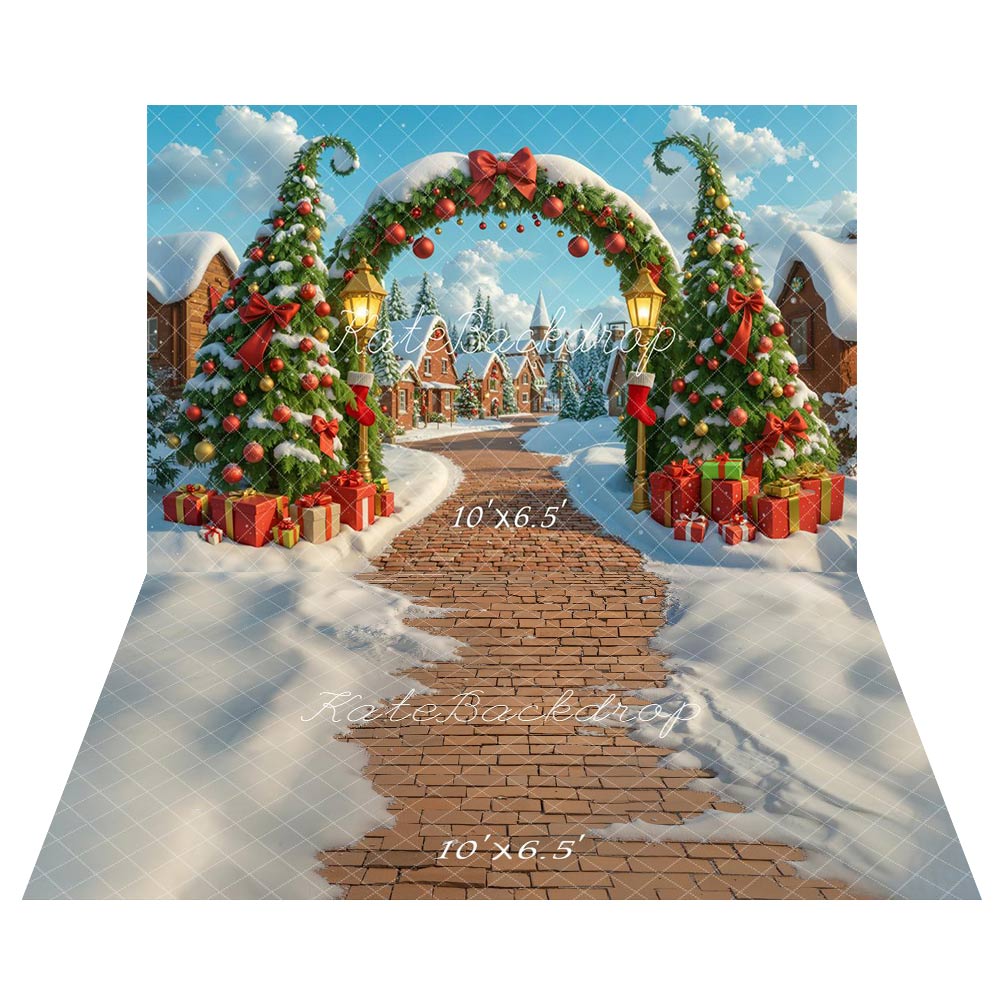 Kate Weihnachtsbaum-Bogen Geschenke Verschneites Dorf im Hintergrund + Winterlicher Ziegelweg Schneebedeckter Boden