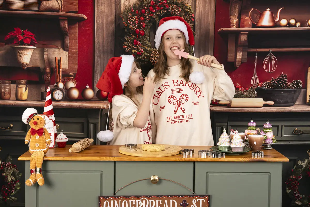 Kate Rot und Grün Weihnachtsküche Fleece Hintergrund Entworfen von Mandy Ringe - Kate Backdrop.de