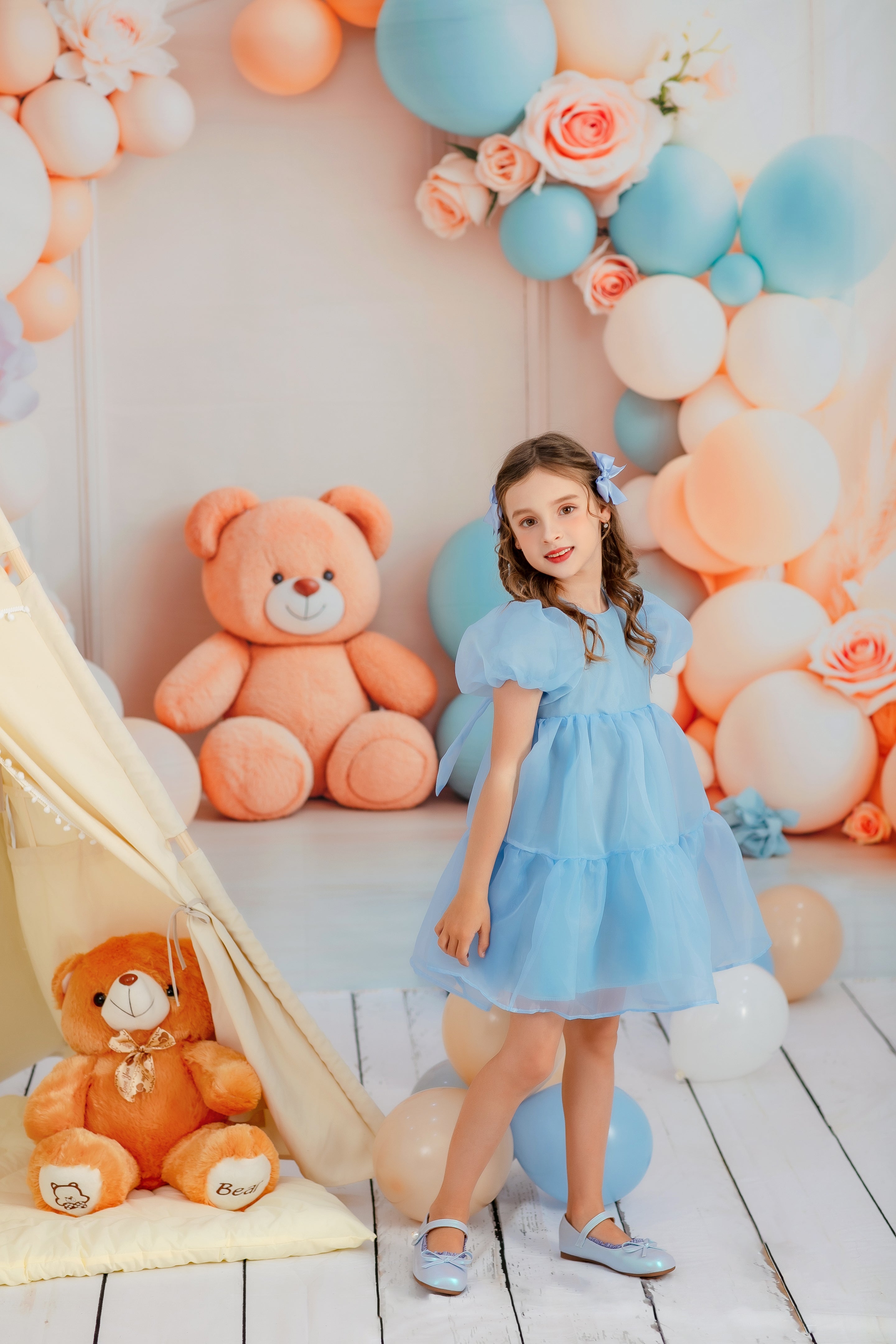 Kate Blaues Kinderkleid für die Fotografie