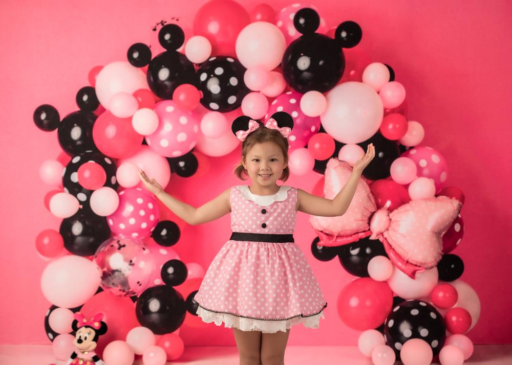 Kate Maus Bunter Ballonbogen Rosa Wand Hintergrund Entworfen von Mandy Ringe Photography - Kate Backdrop.de