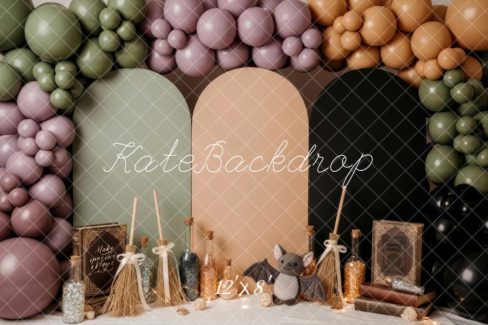 Kate Halloween Ballons Besen Pastell Hintergrund Entworfen von Patty Roberts