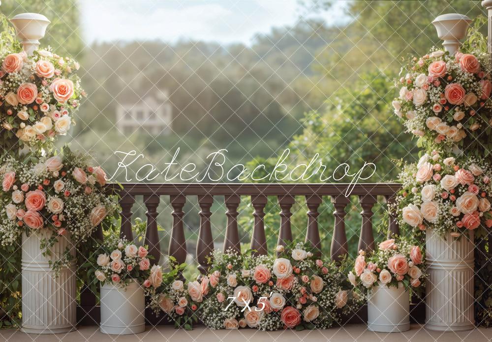 Kate Hochzeit Blumenarrangement Terrasse Romantisch Hintergrund Entworfen von Mini MakeBelieve