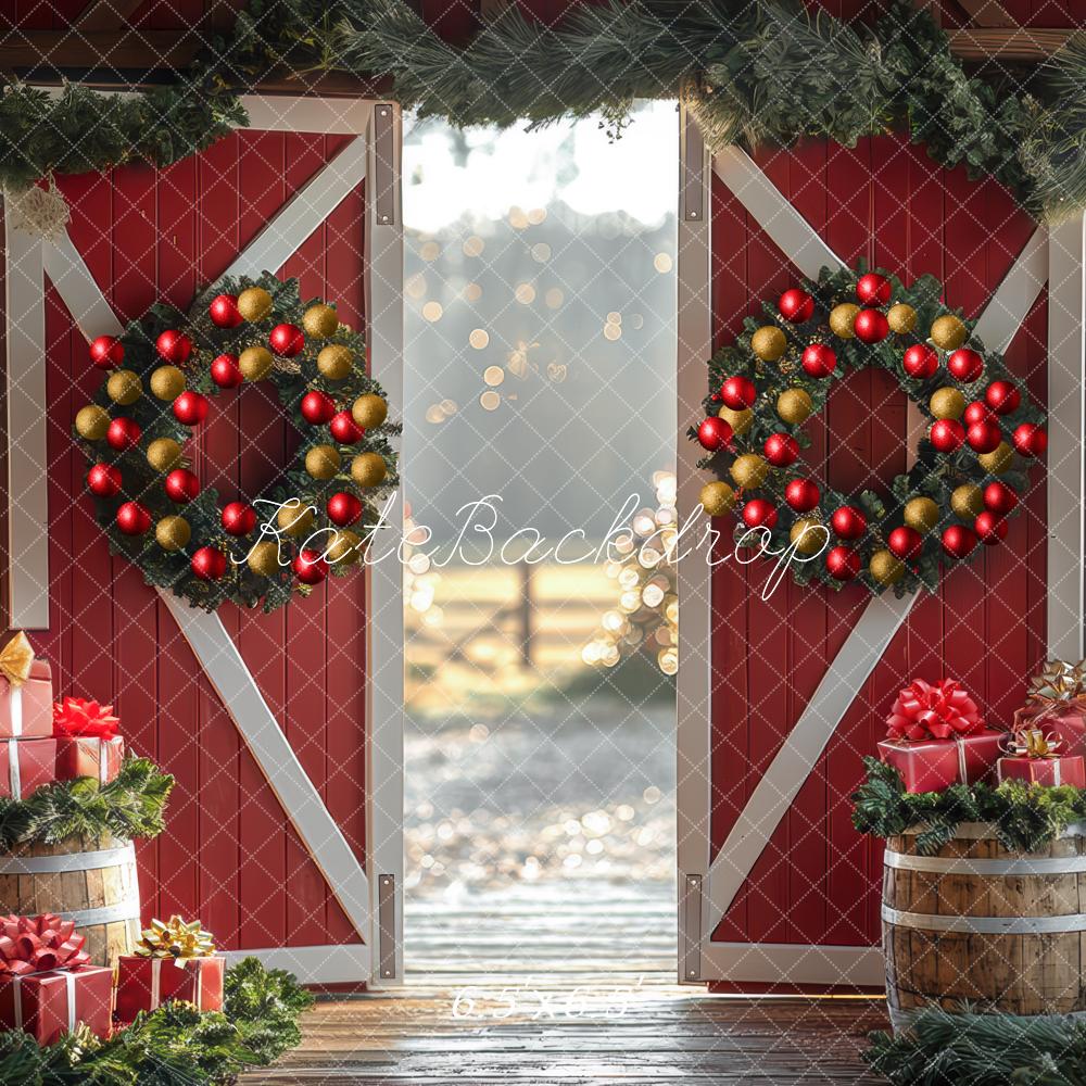 Kate Weihnachten Scheune Kränze Geschenke Rot Hintergrund Entworfen von Mini MakeBelieve - Kate Backdrop.de