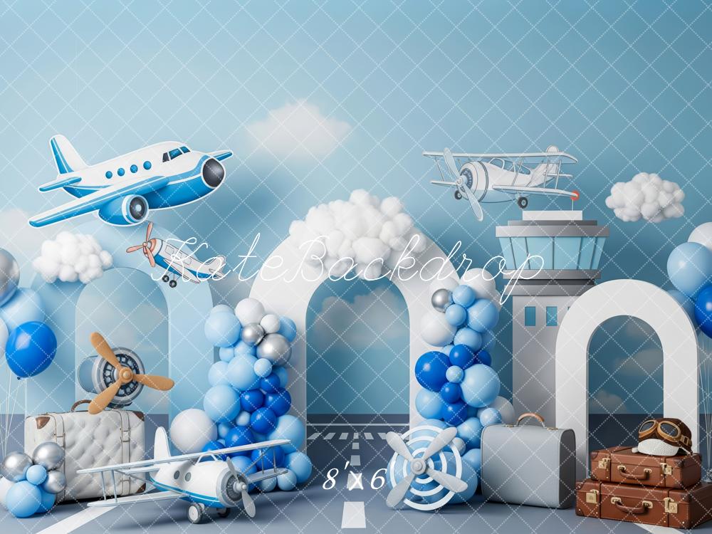 Kate Kinder Flugzeug Ballons Blau Hintergrund Entworfen von Patty Roberts