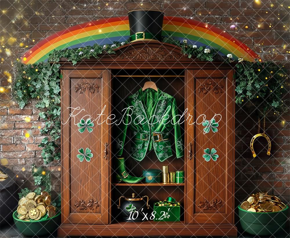 Kate St. Patrick’s Day Schrank Regenbogen Goldmünzen Hintergrund Entworfen von Mini MakeBelieve
