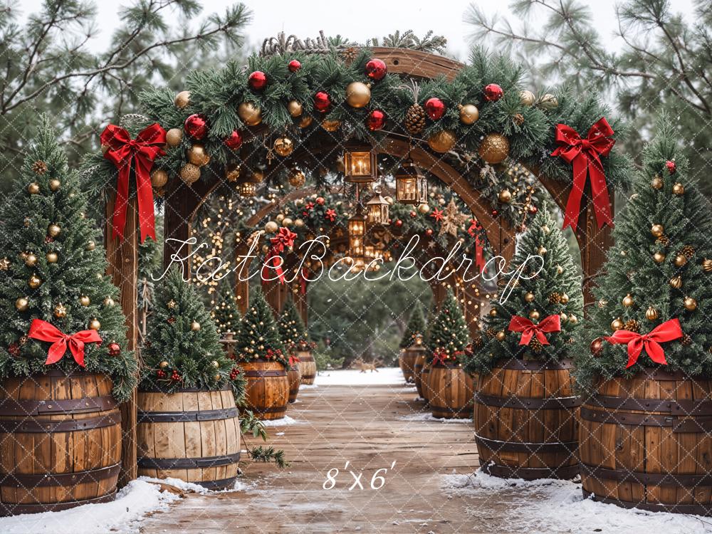 Kate Weihnachten Tannenbögen Holzfässer Rot Fleece Hintergrund Entworfen von Emetselch - Kate Backdrop.de
