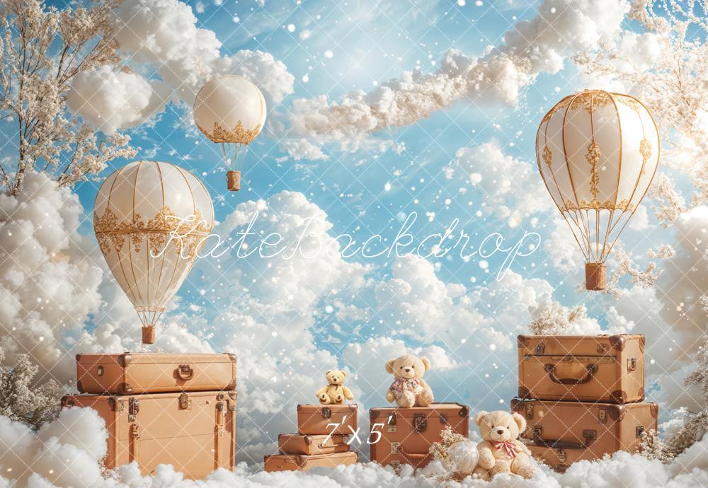 Kate Kinder Heißluftballons Koffer Wolken Blau Hintergrund Entworfen von Emetselch