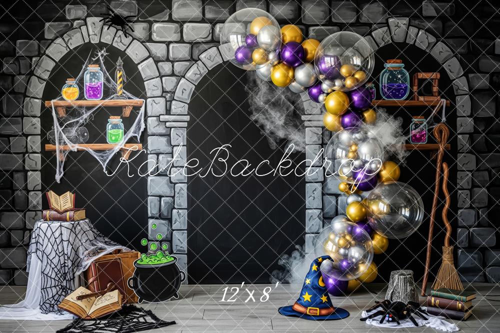 Kate Halloween Zaubertrank Bücher Ballons Hintergrund Entworfen von Patty Roberts