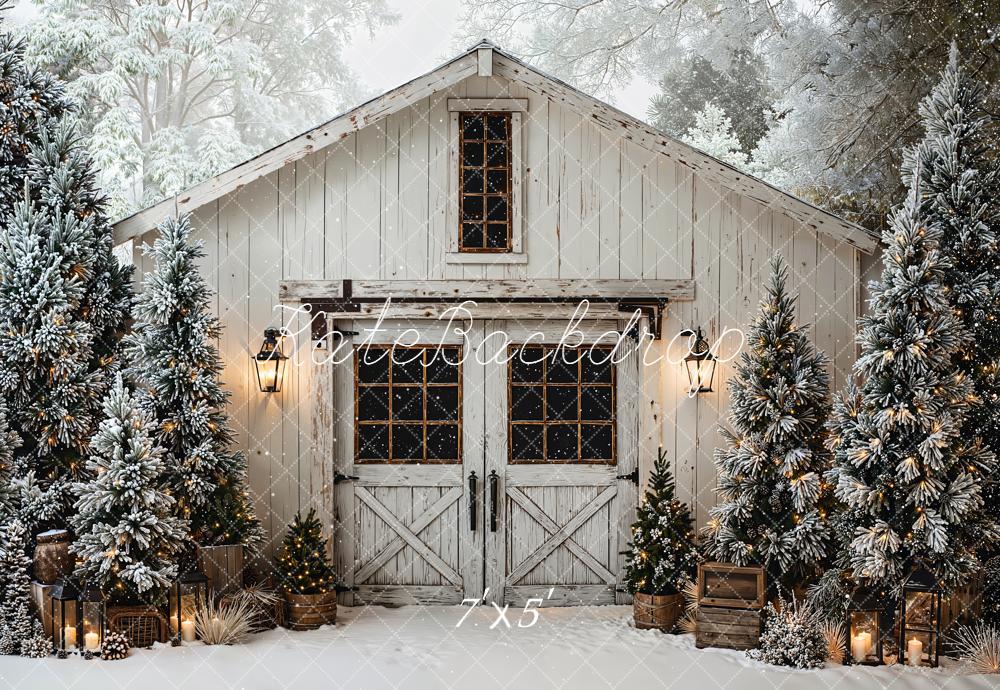 Kate Weihnachten Scheune Schnee Tannen Hintergrund Entworfen von Emetselch