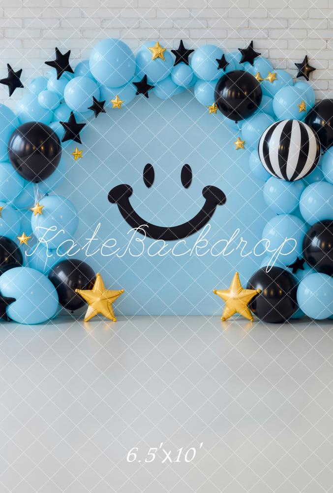 Kate Geburtstag Smiley Ballonbogen Blau Schwarz Fleece Hintergrund Entworfen von Emetselch