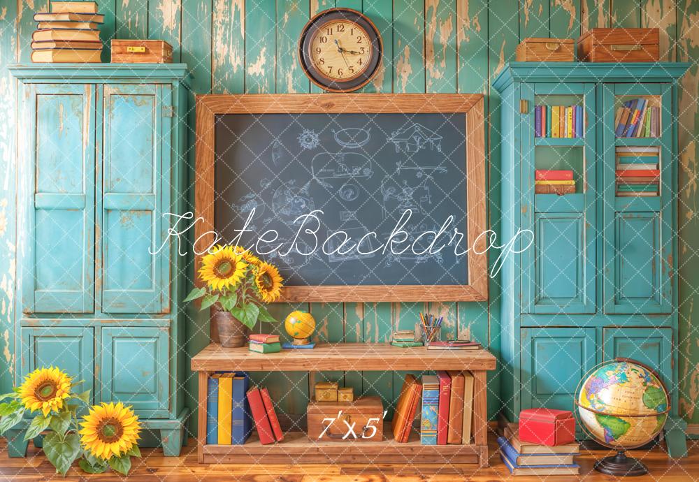 Kate Zurück Zur Schule Tafel Bücher Vintage Hintergrund Entworfen von Emetselch