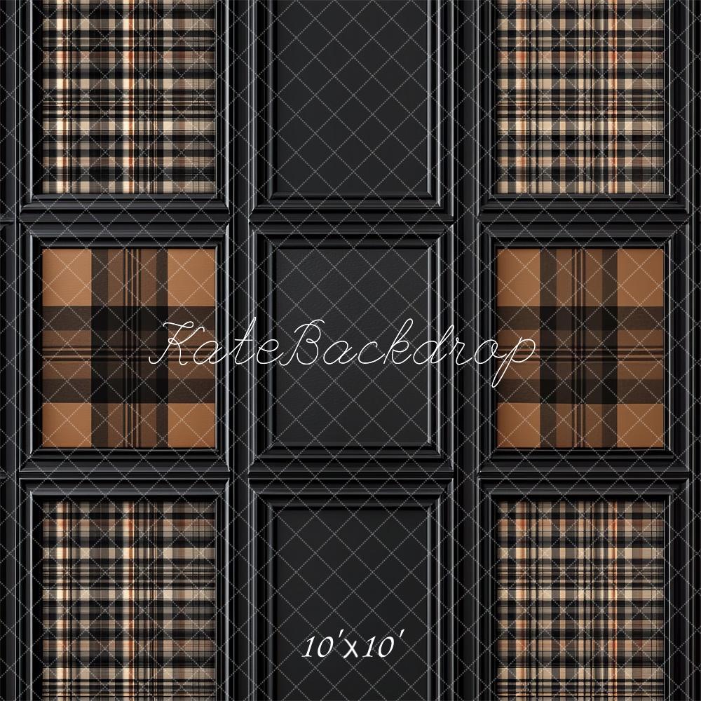 Kate Retro Karomuster Braun Schwarz Hintergrund Entworfen von Mini MakeBelieve