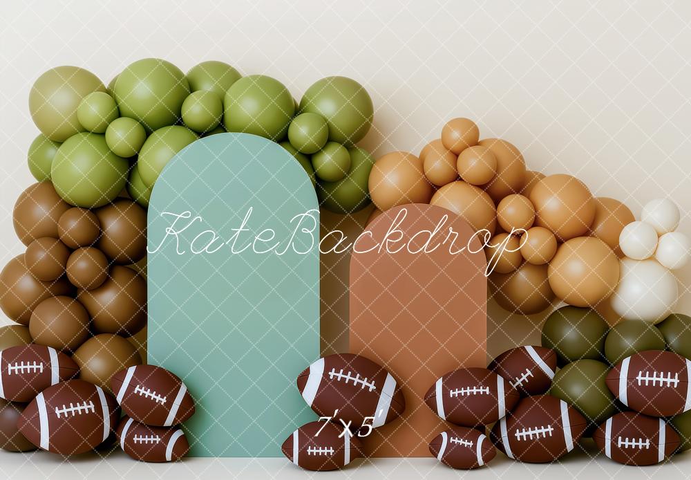 Kate Sport Football Ballons Braun Grün Hintergrund Entworfen von Patty Roberts - Kate Backdrop.de