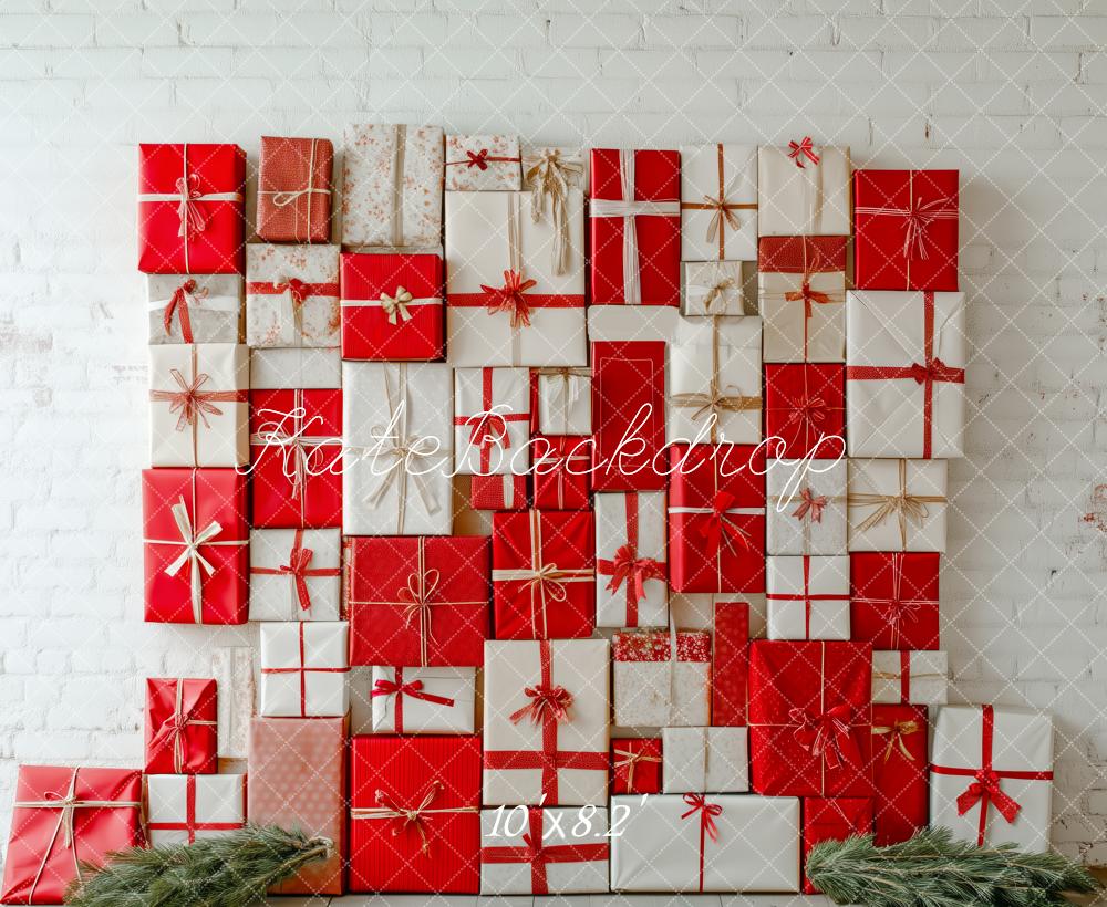 Kate Weihnachten Geschenkboxen Ziegelwand Rot Hintergrund Entworfen von Patty Roberts - Kate Backdrop.de