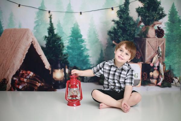Kate Forest Camping Zelt und Lampe Kinder Kulisse für Fotografie von Megan Leigh Photography - Kate Backdrop.de