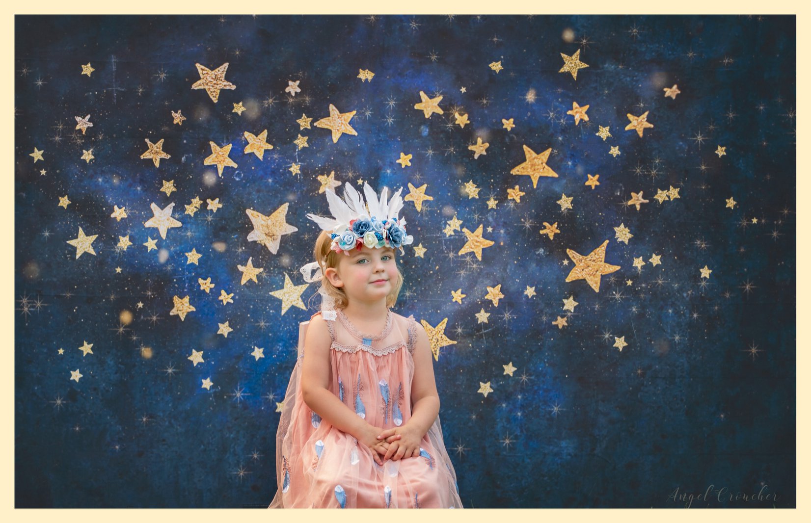 Kate Nachthimmel mit Gold Sterne Kinder Geburtstag Hintergrund für Fotografie von Mandy Ringe Fotografie - Kate Backdrop.de