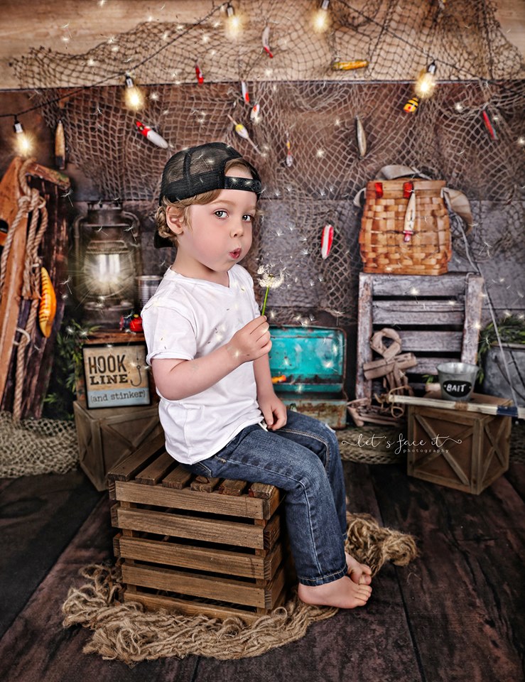 Kate Wood Gone Fishing Backdrop Entworfen von Arica Kirby - Kate Backdrop.de