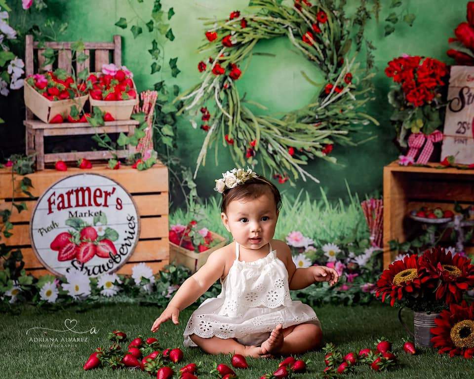 Katebackdrop£ºKate Summer Strawberry and White Flower Green Leaves With Banners Birthday Backdrop