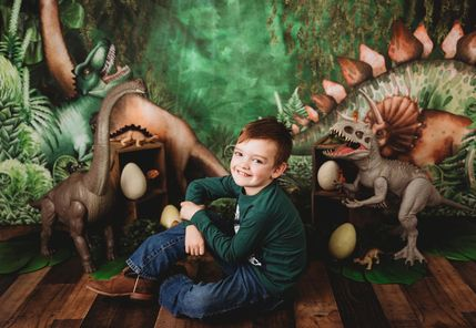 Kate Frühling Dschungel Abenteuer Dinosaurier Hintergrund von Mandy Ringe - Kate Backdrop.de