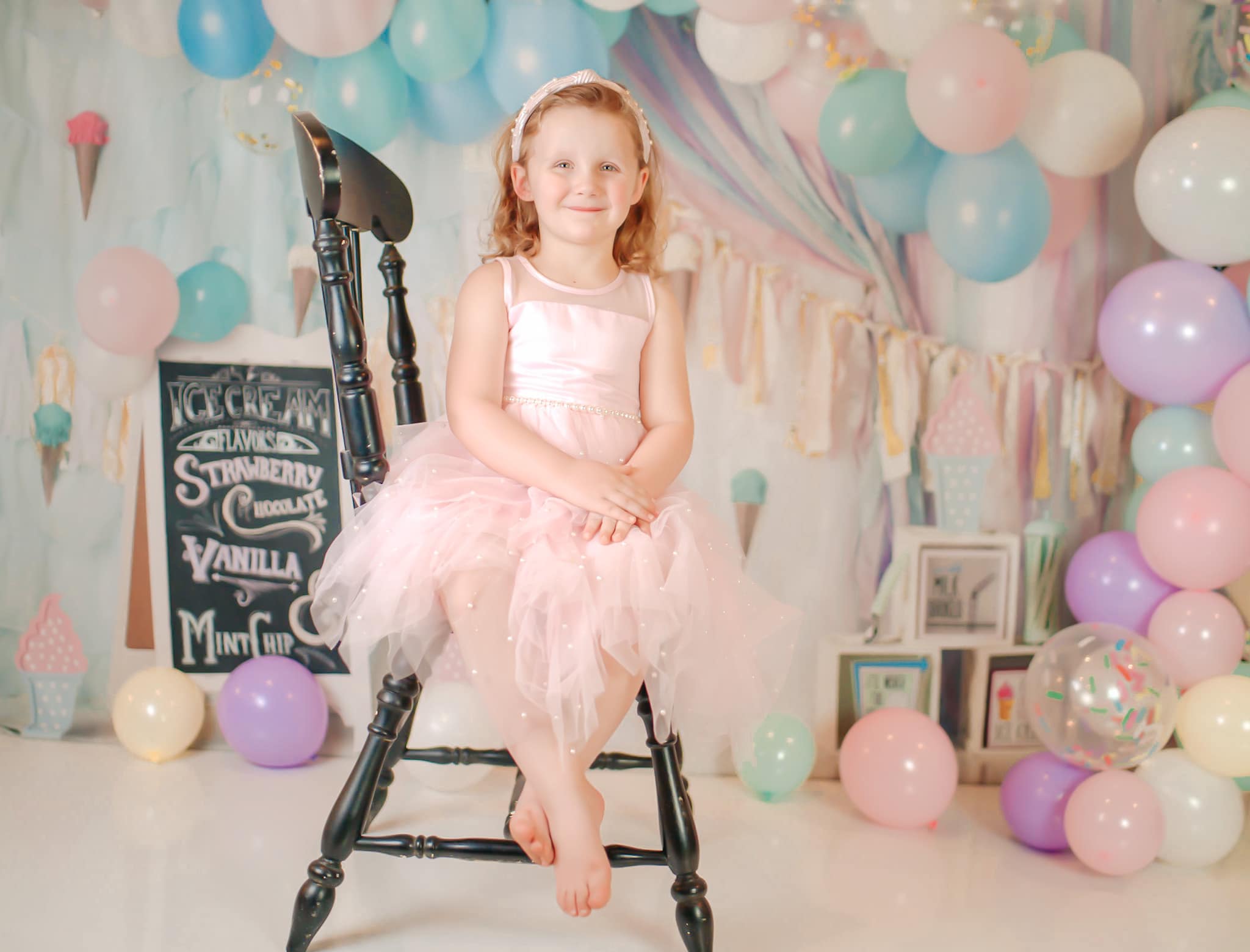 Kate Geburtstag Luftballons Vorhang Party Hintergrund von Mandy Ringe Photography