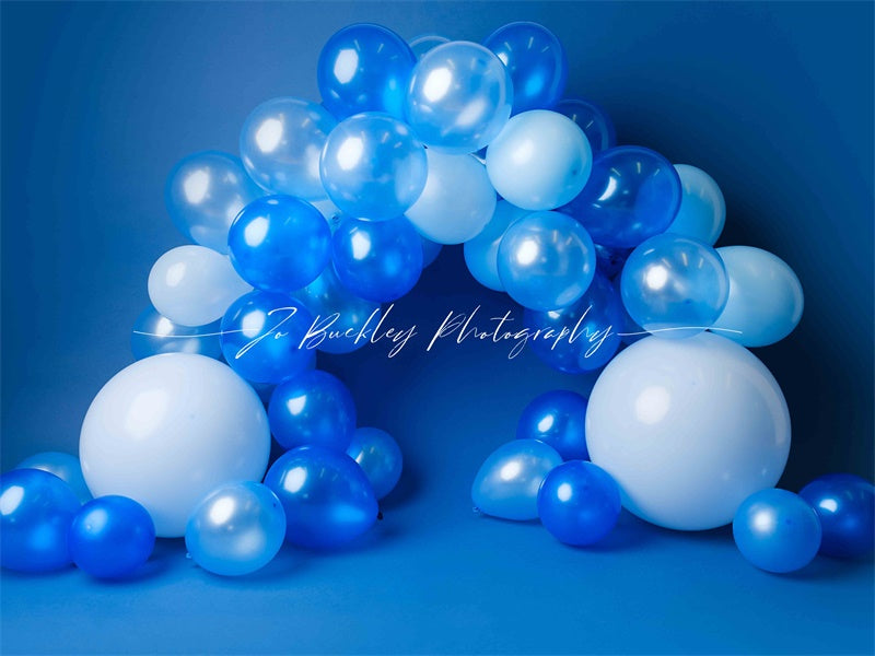 Kate Blau Luftballons Hintergrund Geburtstag von Jo Buckley Photography