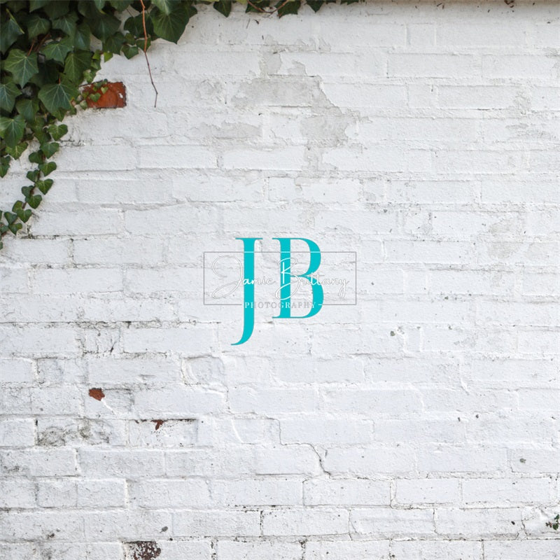 Kate Frühling Weiße Ziegelwand von JB Fotografie