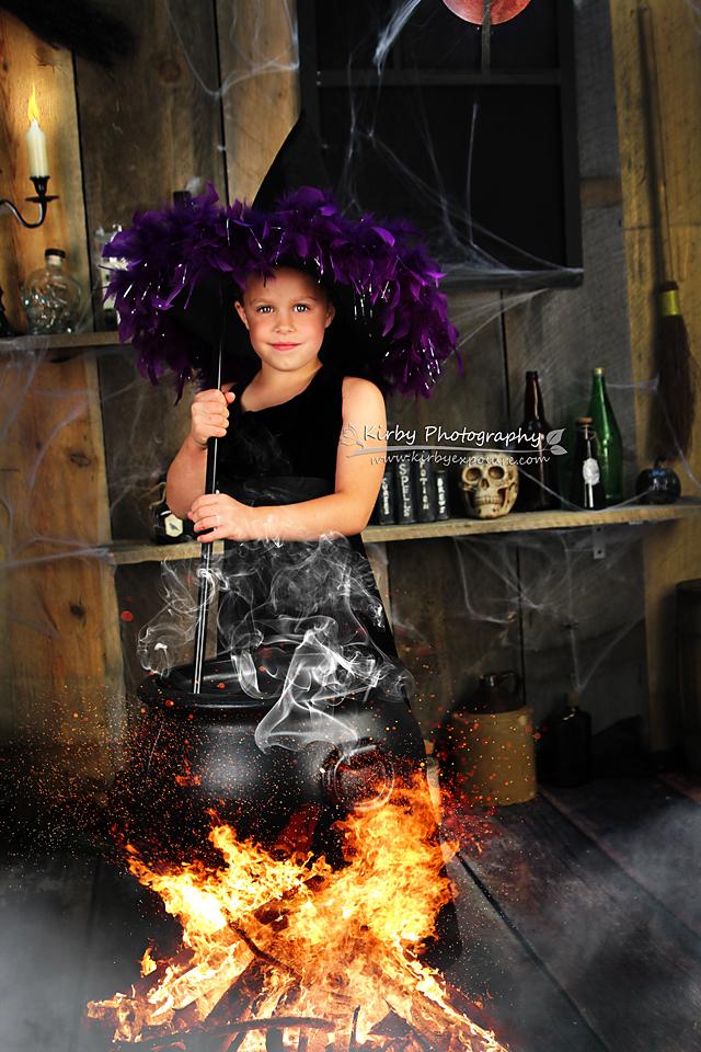 Kate Haufen Pocus Halloween-Hintergrund von Arica Kirby