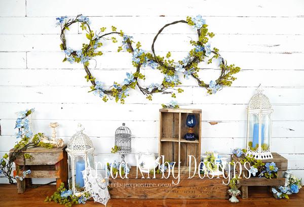 Kate verzauberte blaue Blumenkranz-Hintergründe Entworfen von Arica Kirby - Kate Backdrop.de