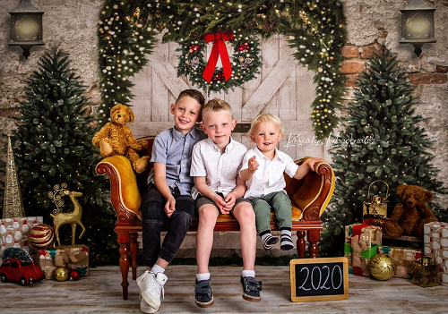 Kate Weihnachten Hintergrund Backsteinmauertür & Weihnachtsbäume Entworfen von JS Photography - Kate Backdrop.de