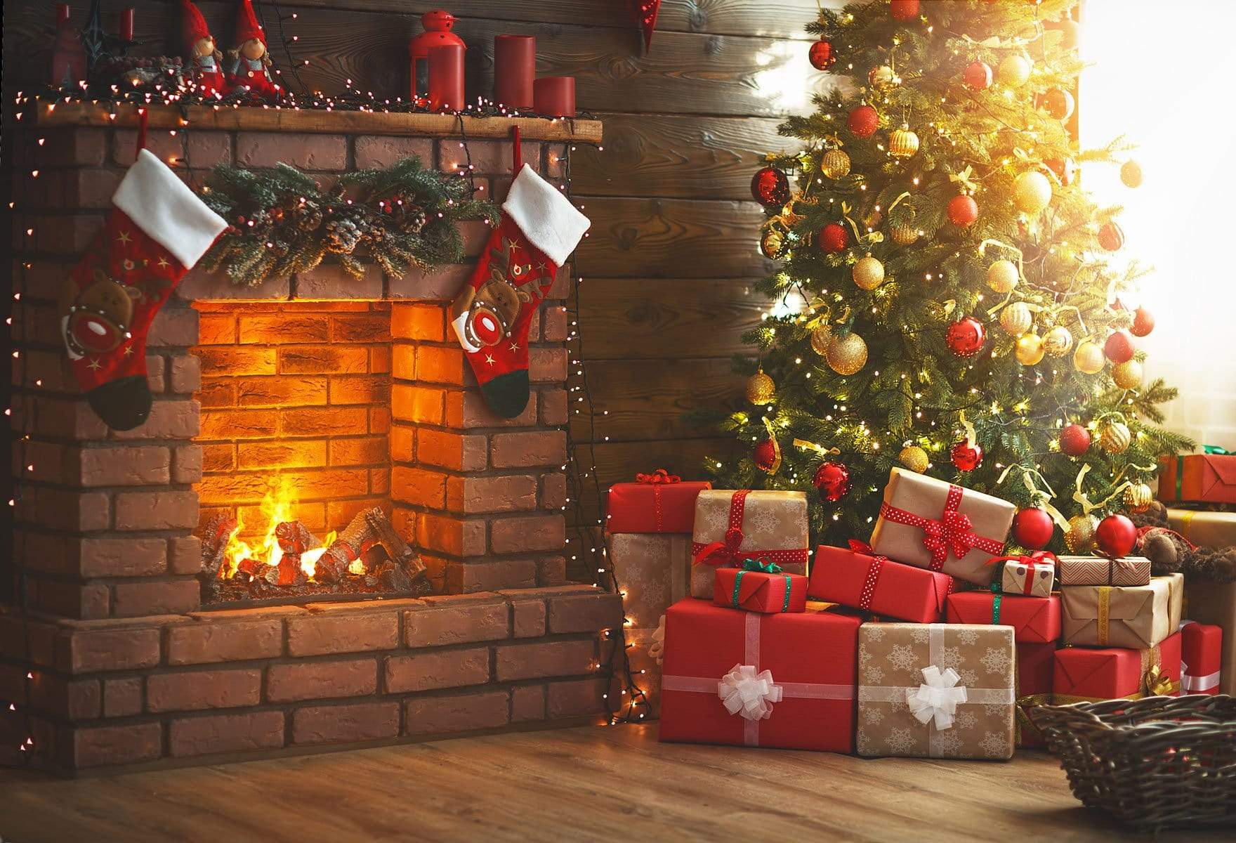 Katebackdrop£ºKate Winter Christmas trees  Fireplace  Stockings  Christmas Gifts for Pictures