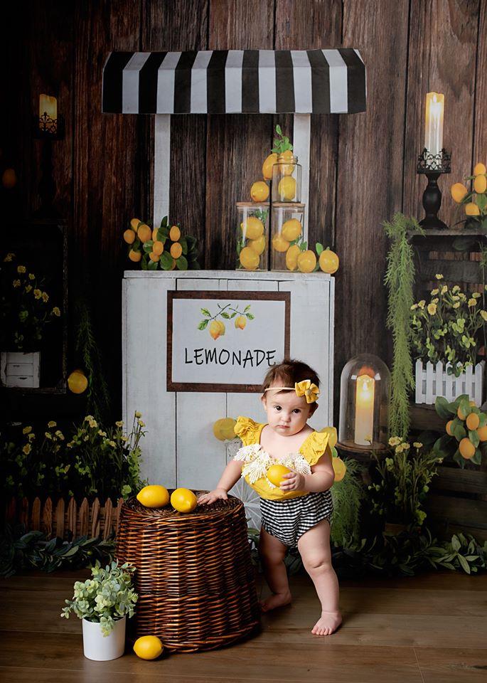 Kate Sommer Lemon Stand Backdrop Entworfen von Jia Chan Photography